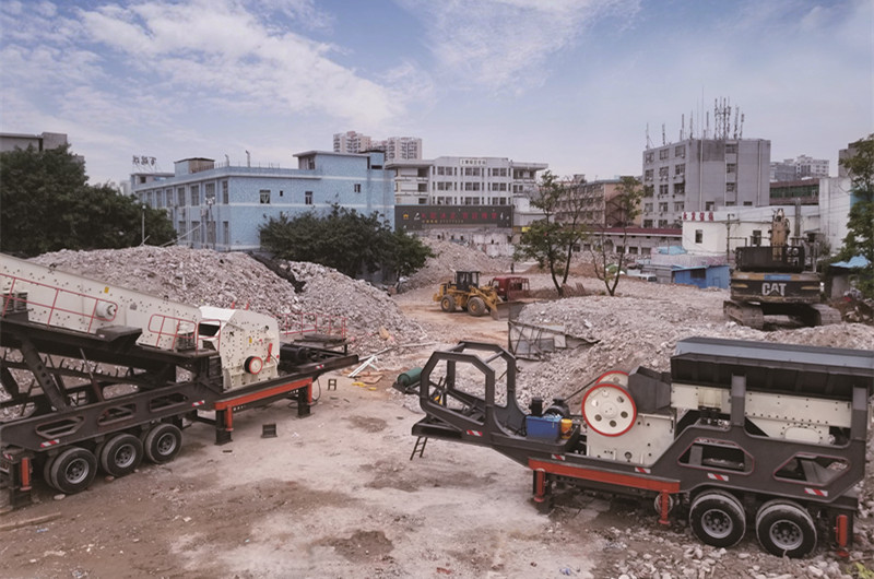 輪胎式移動(dòng)建筑垃圾粉碎機(jī)