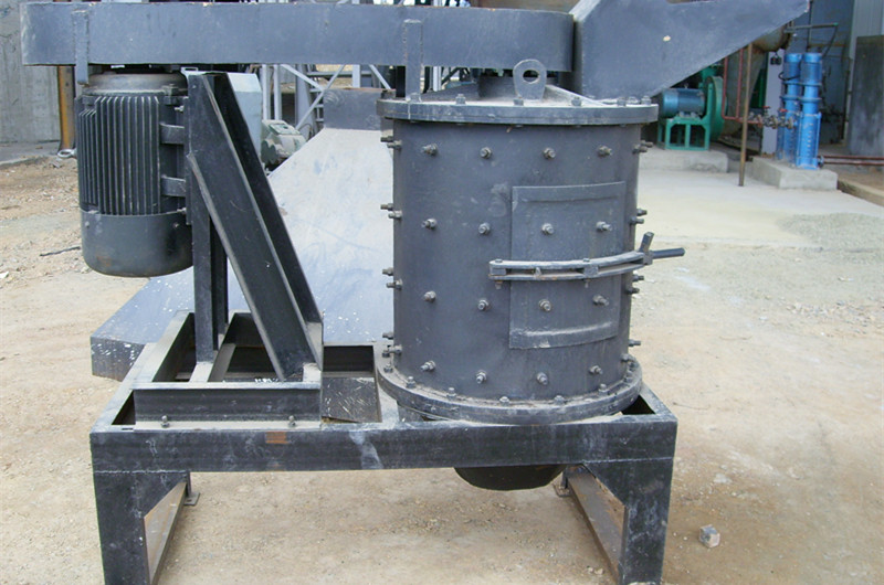 鋼架基礎(chǔ)復(fù)合式破石機(jī)，家庭用小型石頭破碎機(jī)
