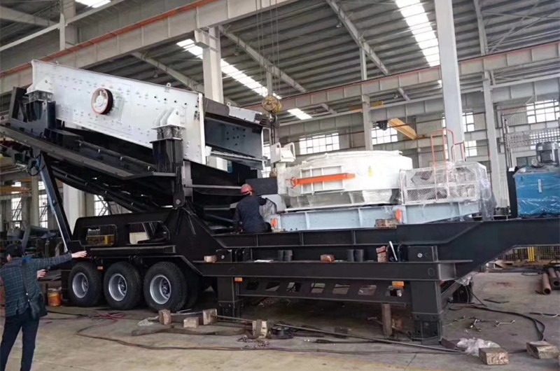 移動(dòng)石頭打沙機(jī)，車(chē)間半成品圖