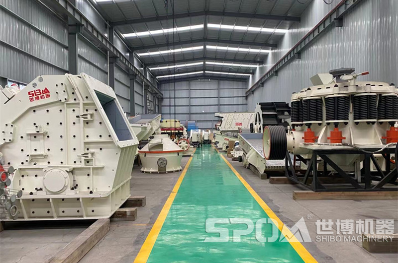 大型、中型破碎機(jī)生產(chǎn)車間