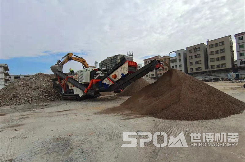 城市周邊建筑垃圾處理現(xiàn)場(chǎng)，東莞侯總工地